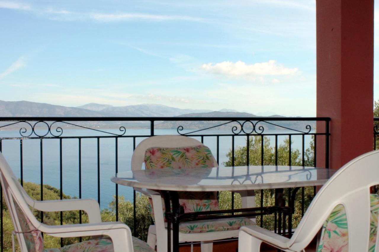 Nikolas House Gimari Екстериор снимка