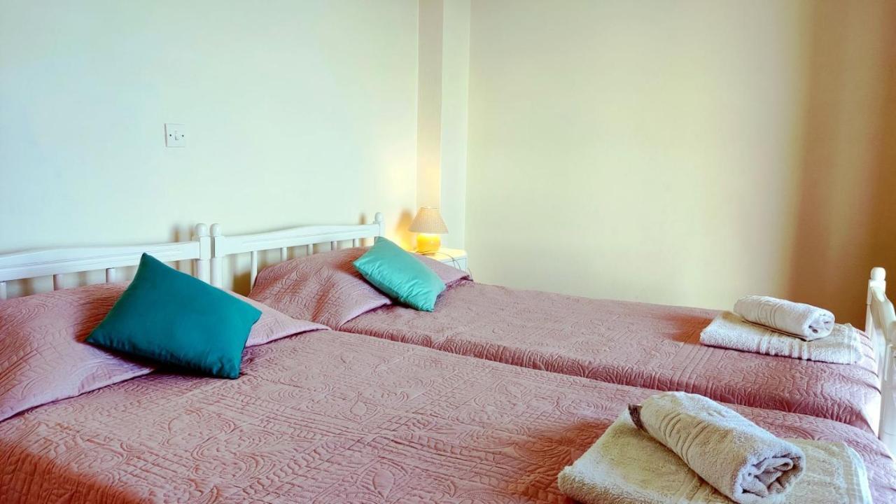Nikolas House Gimari Екстериор снимка
