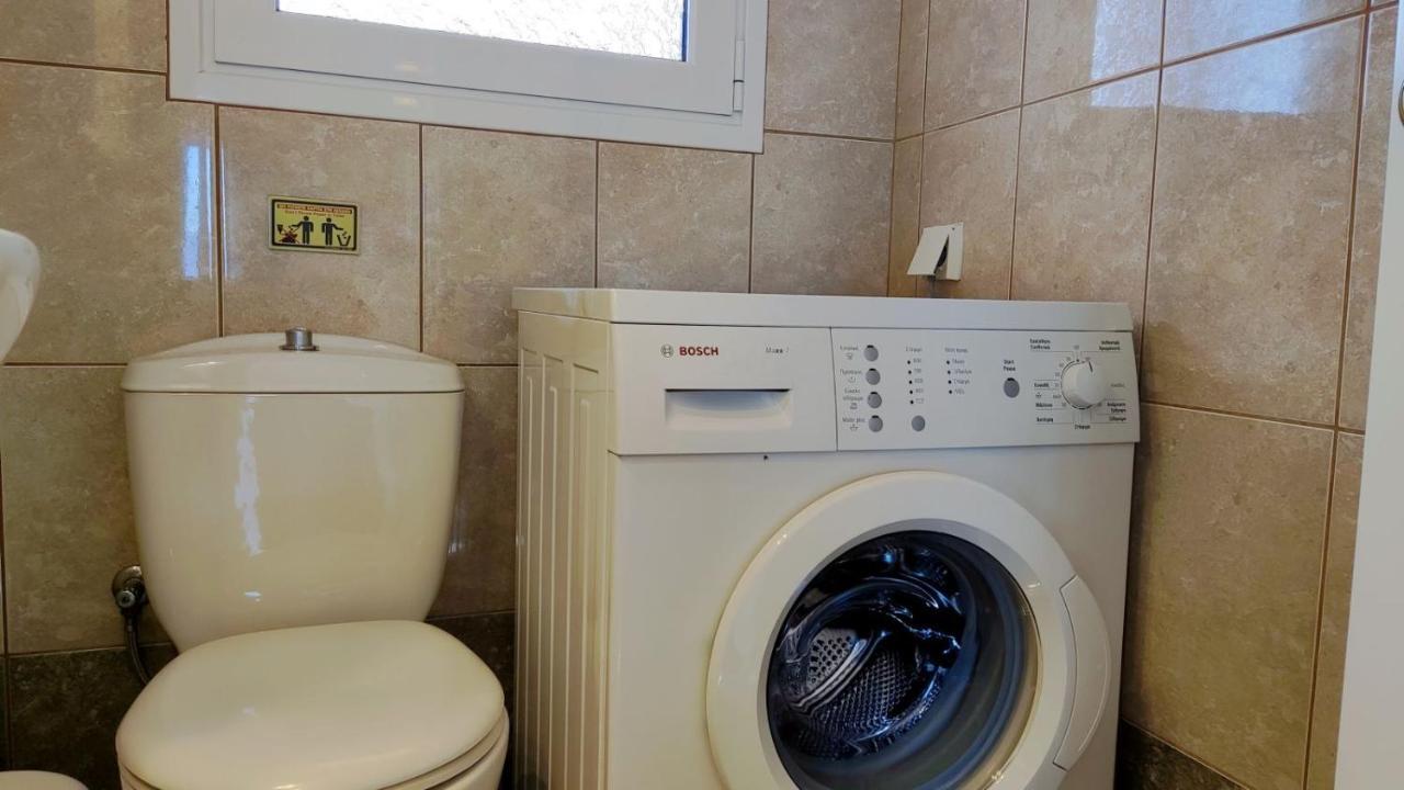 Nikolas House Gimari Екстериор снимка
