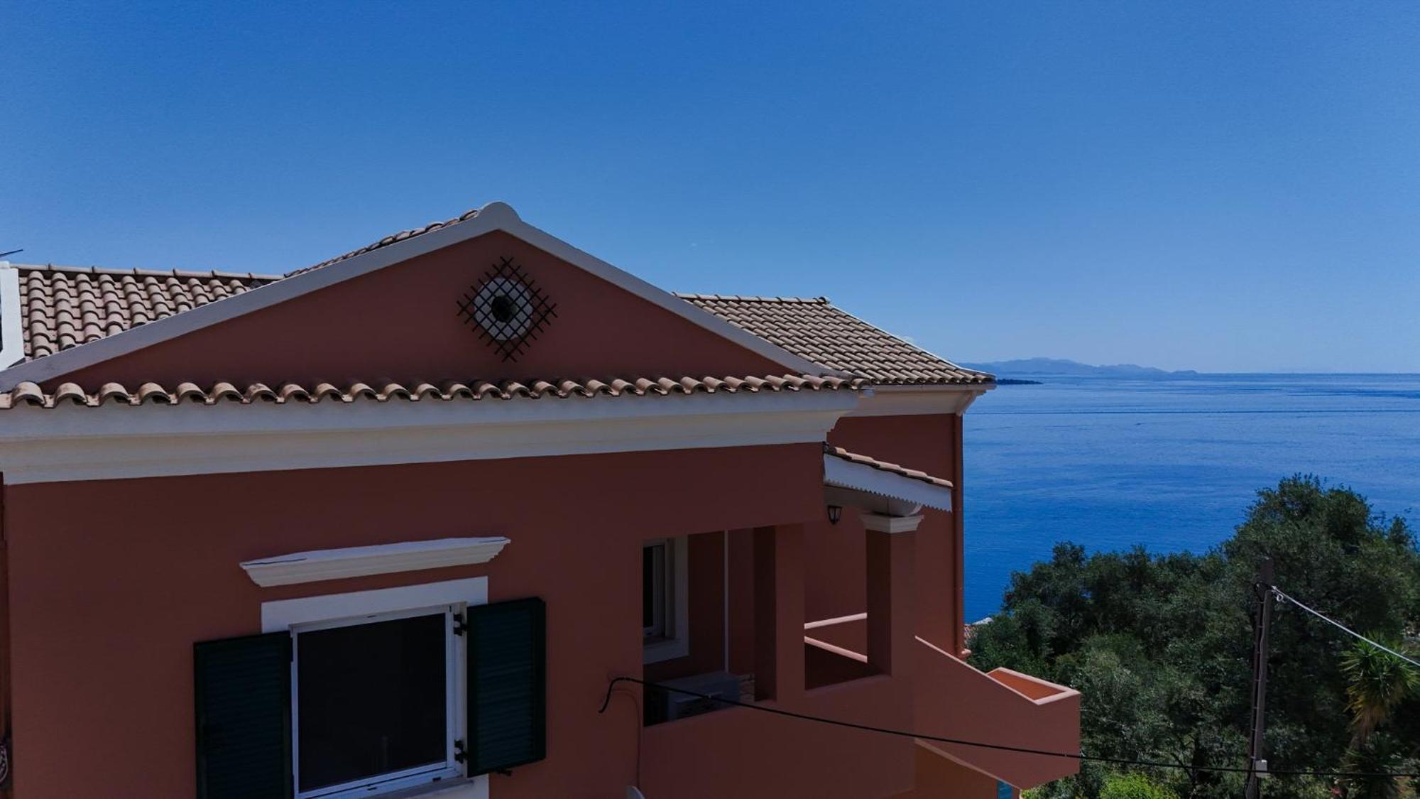 Nikolas House Gimari Екстериор снимка